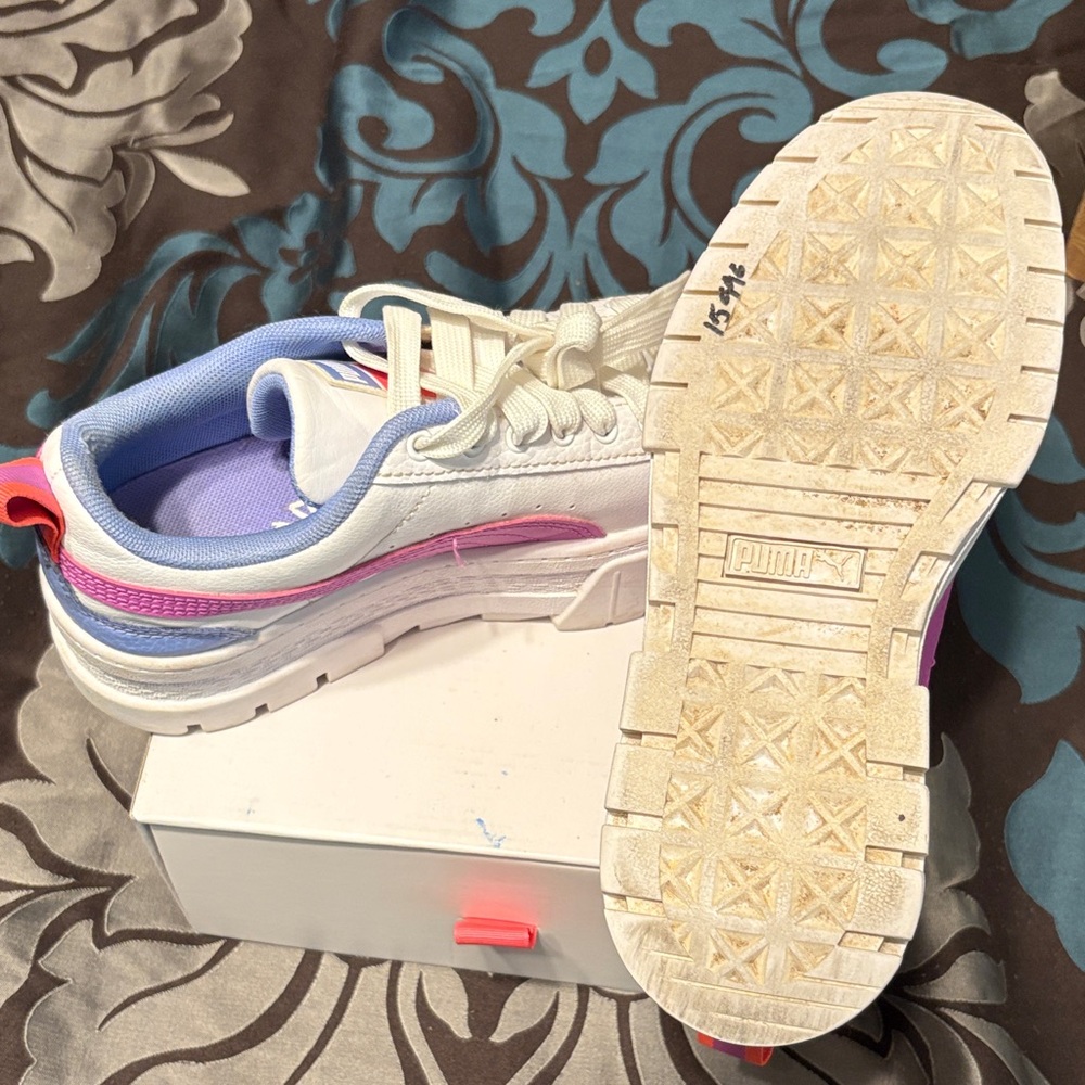 Puma White Low-Top Platform sneakers